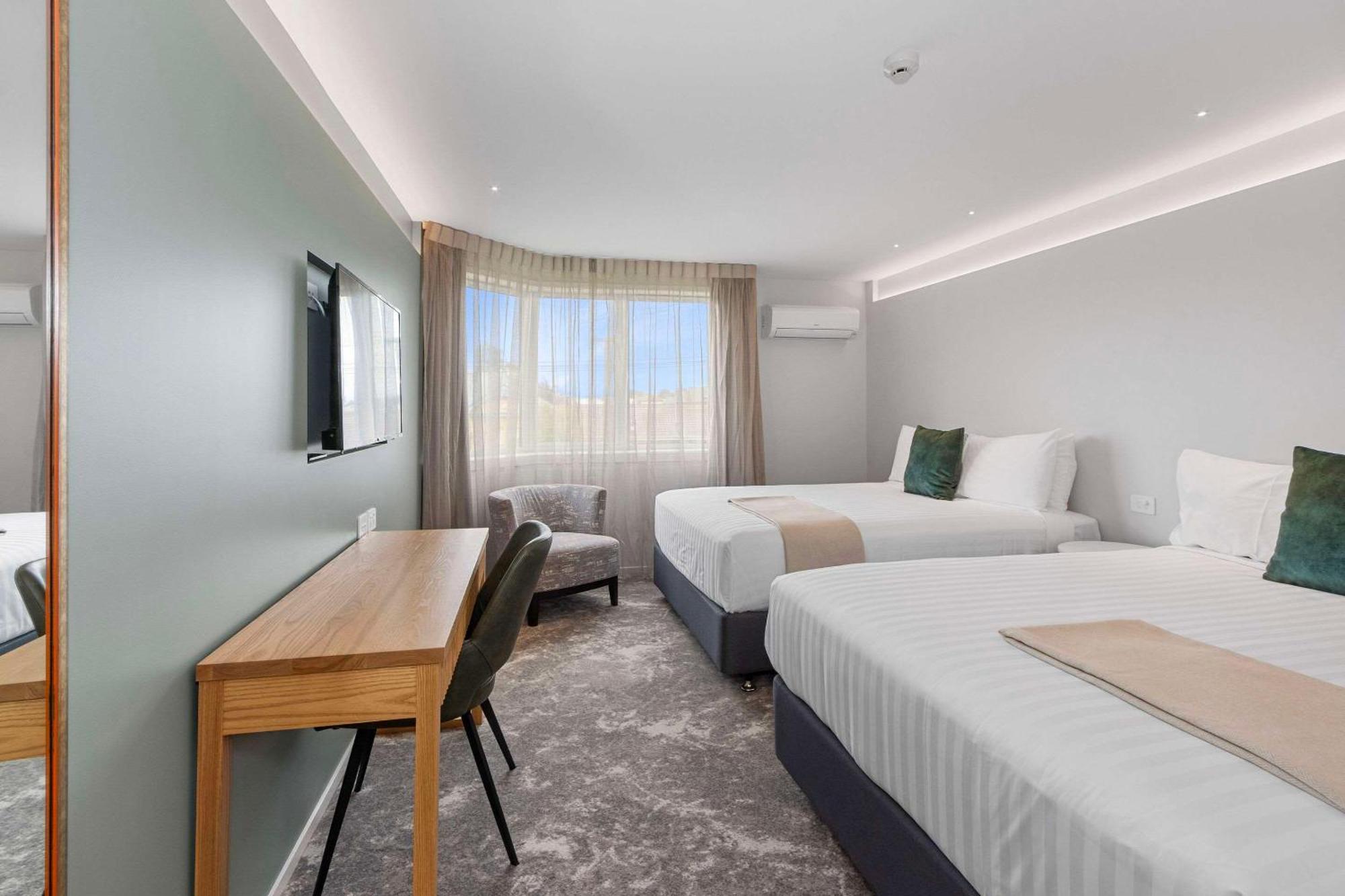 Hotel Elms Christchurch, Ascend Hotel Collection Экстерьер фото