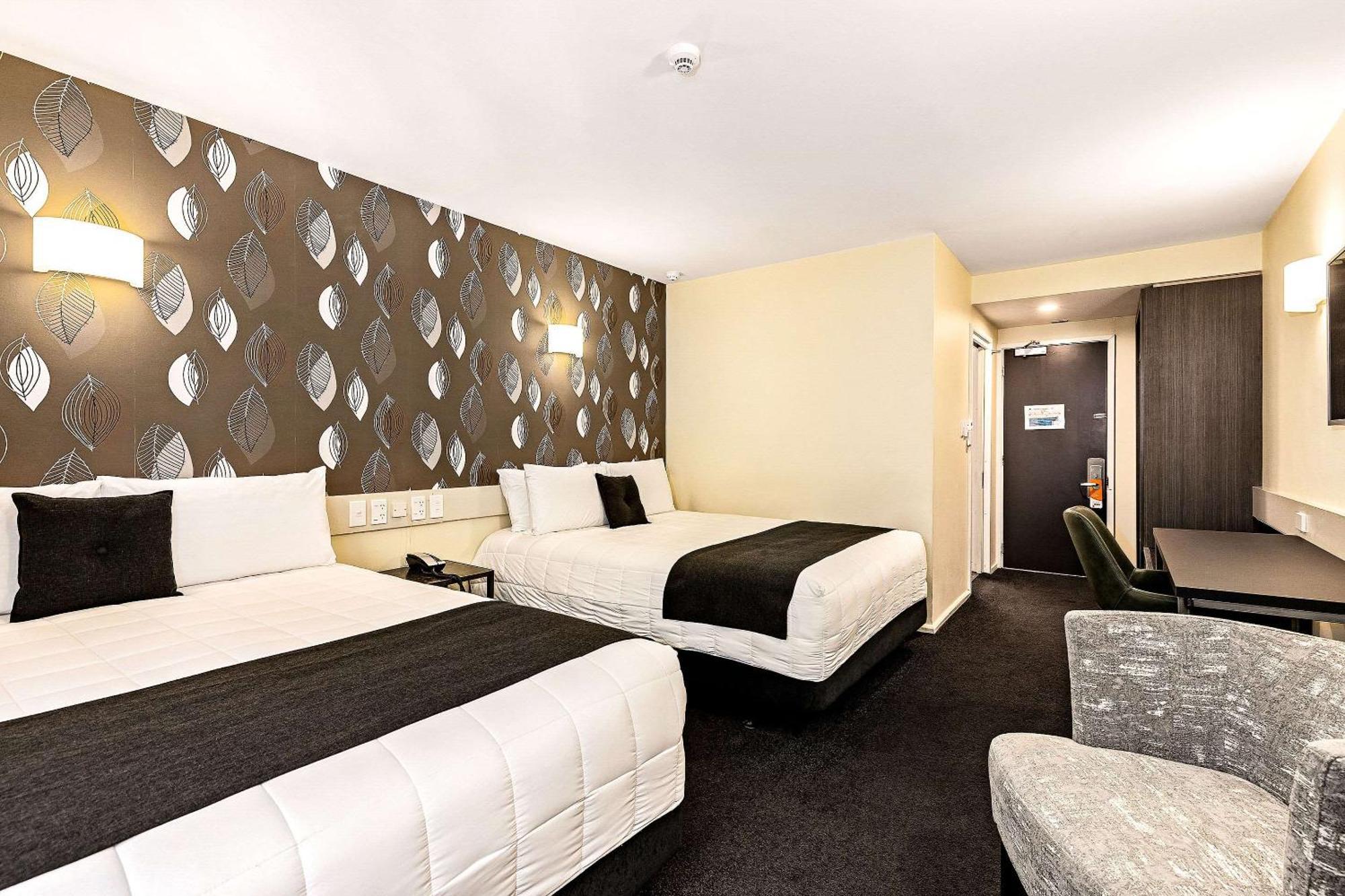 Hotel Elms Christchurch, Ascend Hotel Collection Экстерьер фото